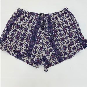 Brandy Melville shorts !